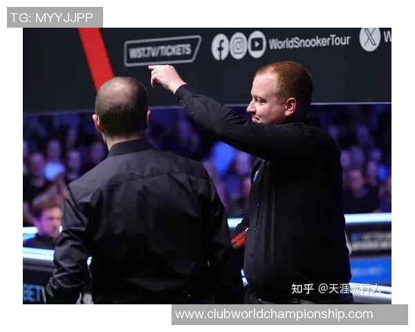 乔丹布朗与周跃龙激战正酣谁能在这场巅峰对决中笑到最后