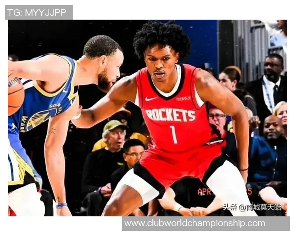 勇士与火箭西部决赛首战激战正酣谁能抢占先机争夺总决赛资格